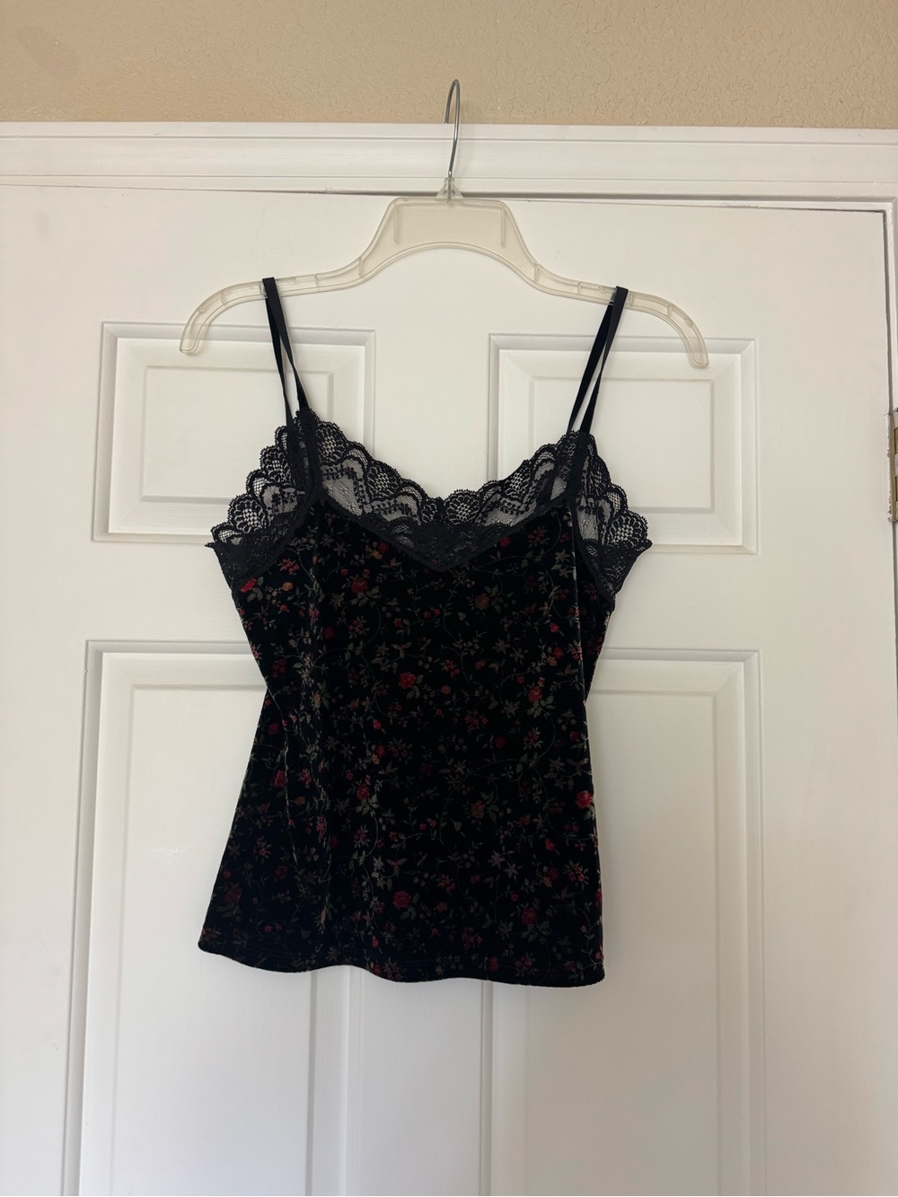 Vintage Floral Velvet Lace Trim Cami Tank Top